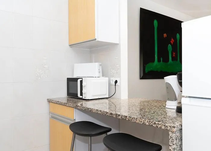 Olivais 2br Near Metroairport By Perfect Getaway Apartment *