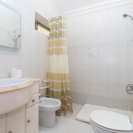 Apartamento Olivais 2br Near Metroairport By Perfect Getaway