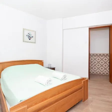 Olivais 2br Near Metroairport By Perfect Getaway * Лісабон